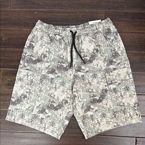 River Island size 26 camo shorts